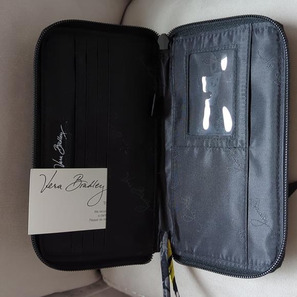 Vera Bradley wristlet/ wallet - Picture 3 of 4